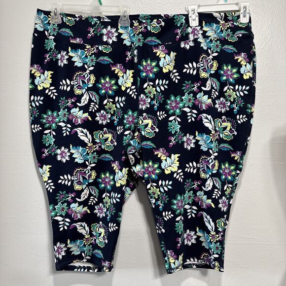 Sport Savvy Navy Floral Soft Stretchy Pull On Capri Pants Plus Size 5X Casual - Picture 1 of 10